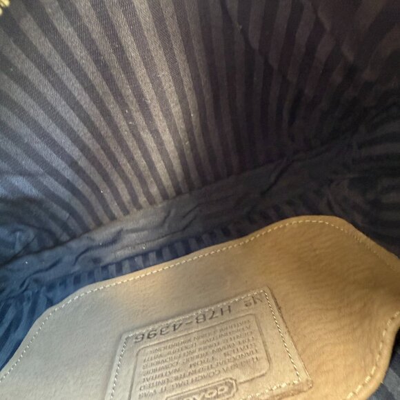 Mini zip ergo, in lovely sand! So chic for fall! - Picture 10 of 14